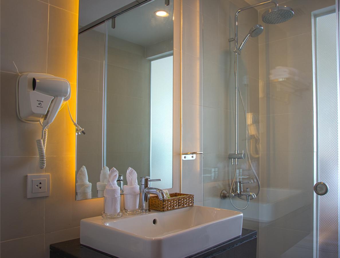 Luxury Holiday Nha Trang Buitenkant foto